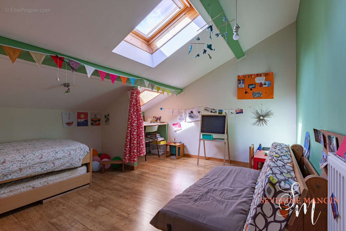 CHAMBRE ENFANT - Maison à BOURG-DE-PEAGE