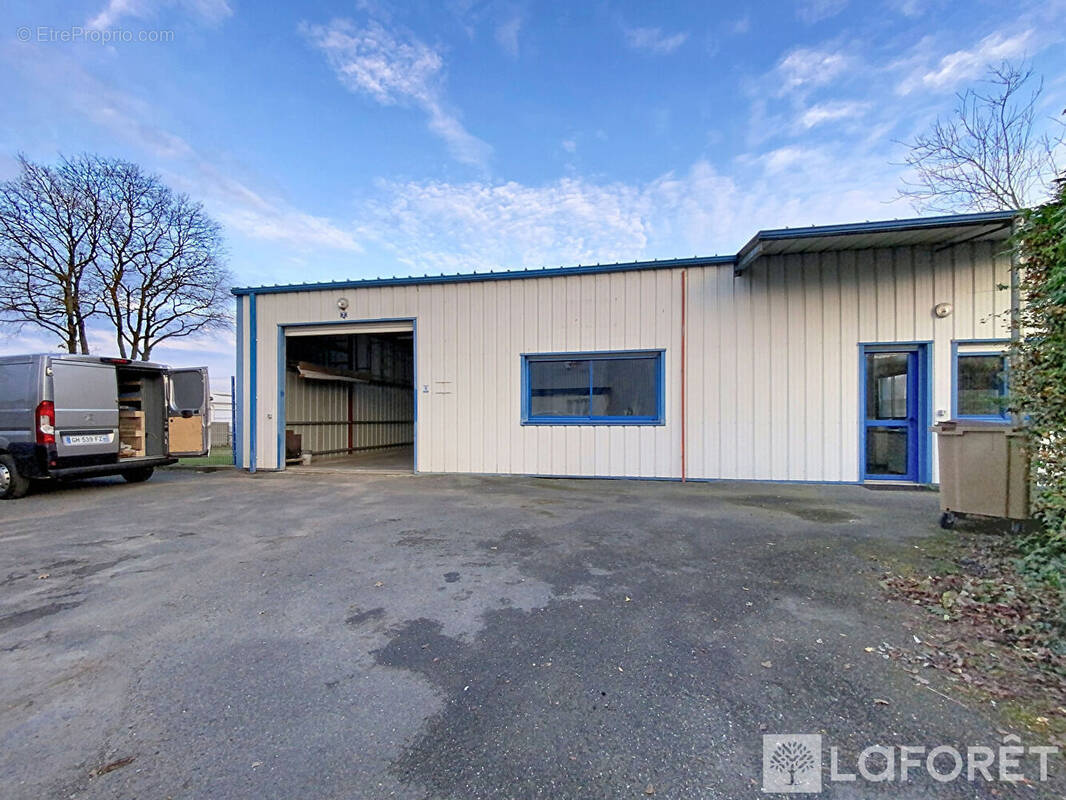 Commerce à LA SEGUINIERE