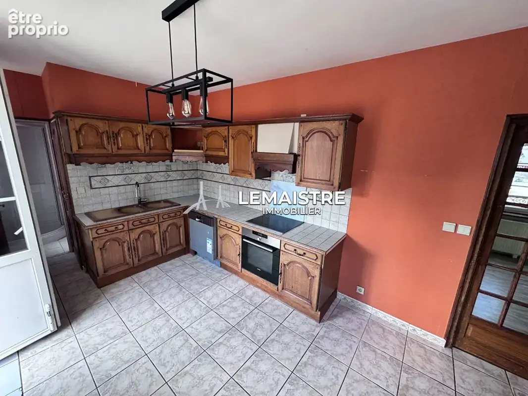 Immeuble à vendre - GODERVILLE - Local commercial et habitation - Terrasse - 2 chambres - photo 9