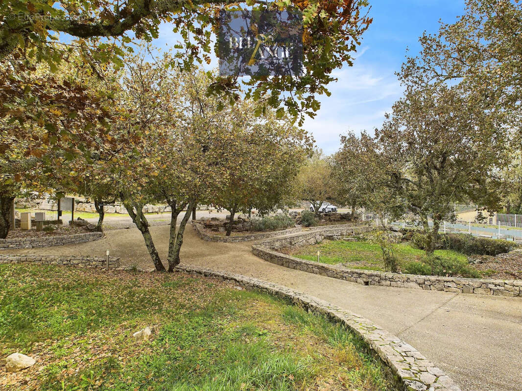 Maison à SAINT-ALBAN-AURIOLLES