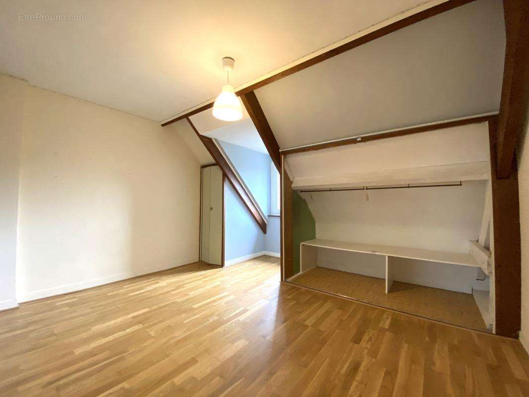 Maison à ROSNY-SUR-SEINE