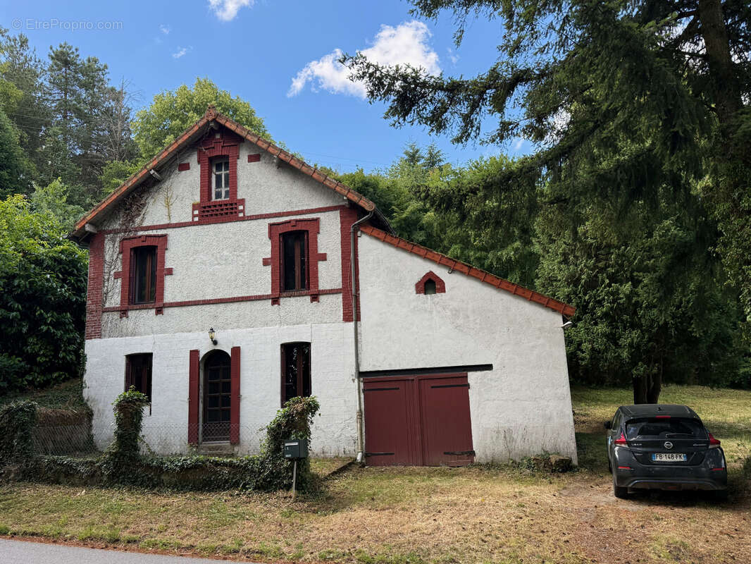 Maison à MARCILLAT-EN-COMBRAILLE