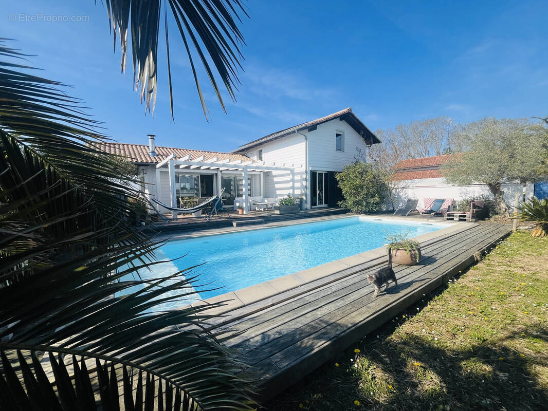 Maison à MOUGUERRE