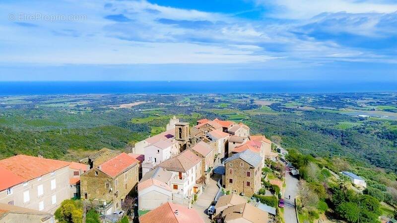 Appartement à LINGUIZZETTA