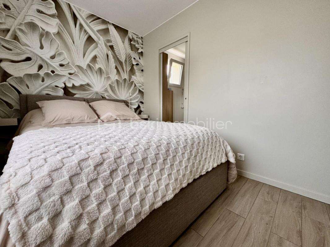 Maison à ESTREES-SAINT-DENIS