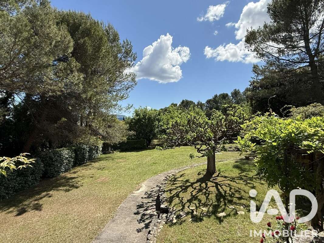 Maison 201 m² à Vaison-La-Romaine  - photo 6