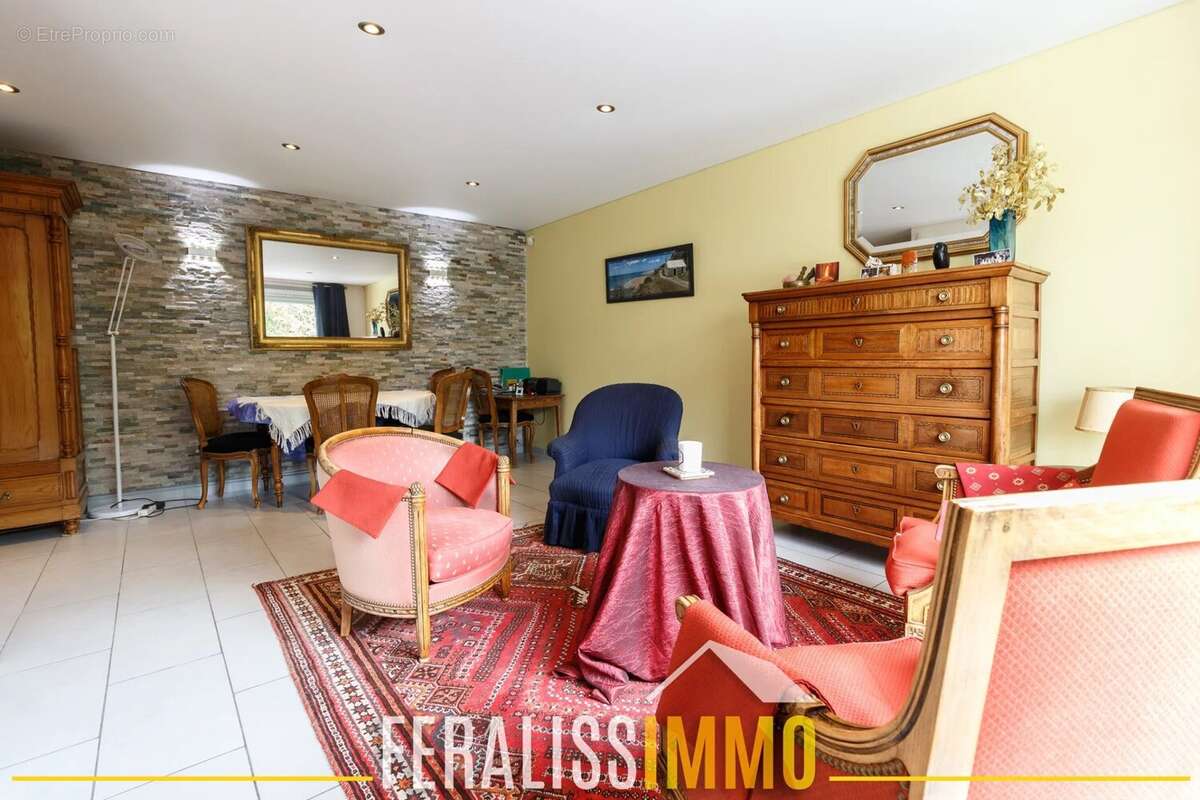 Appartement à ERAGNY