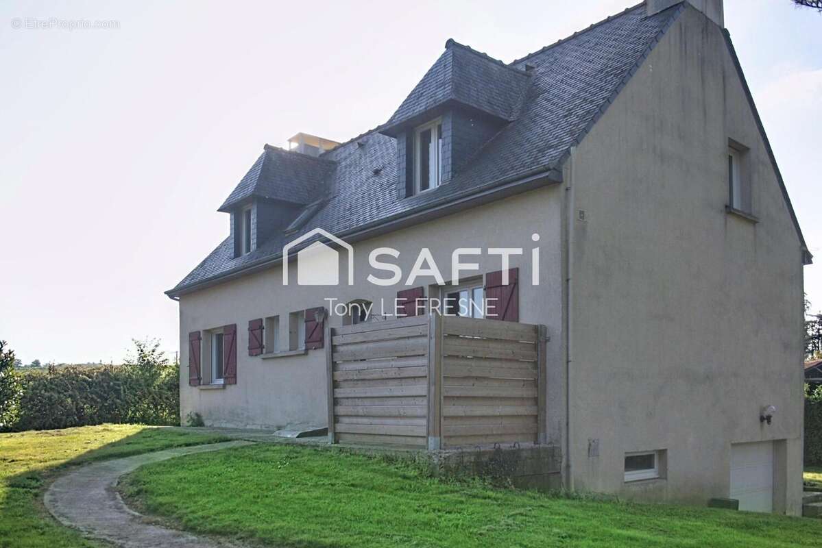 Photo 2 - Maison à SAINT-GONNERY