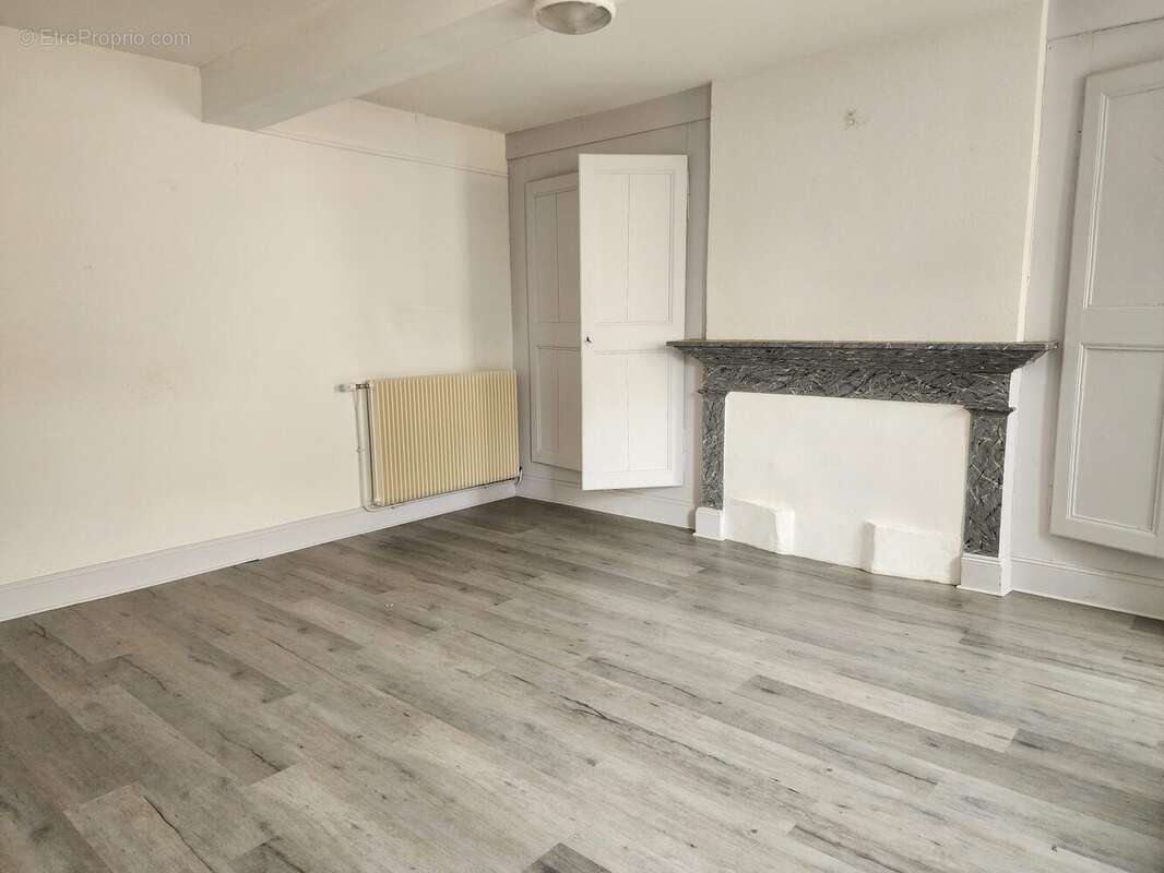 Appartement à MONTFAUCON-EN-VELAY