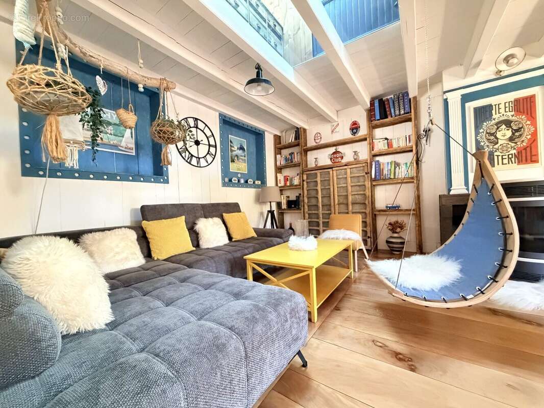 Maison à REIGNAT