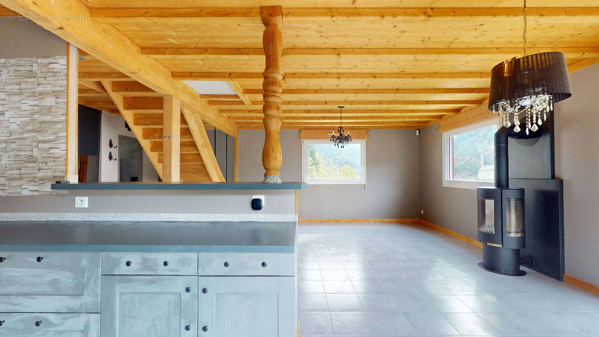 Maison à SAINT-HIPPOLYTE