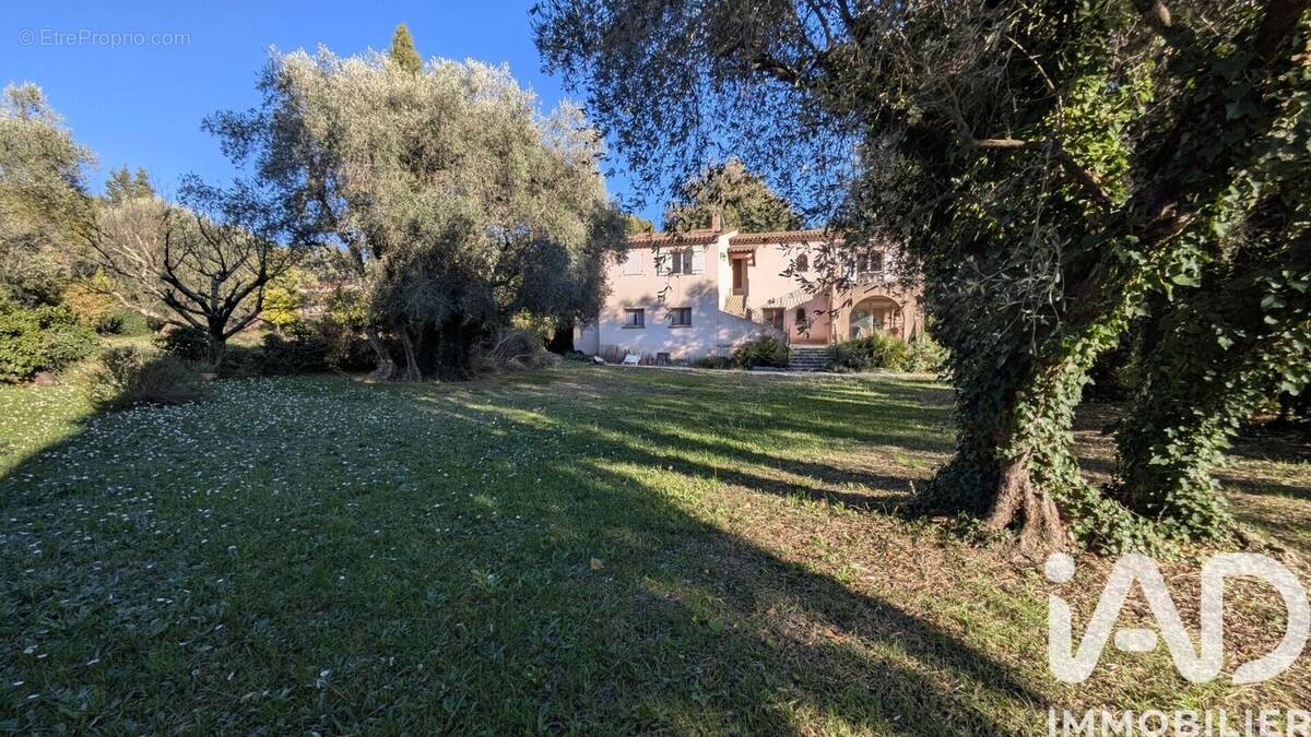 Photo 1 - Maison à LE ROURET