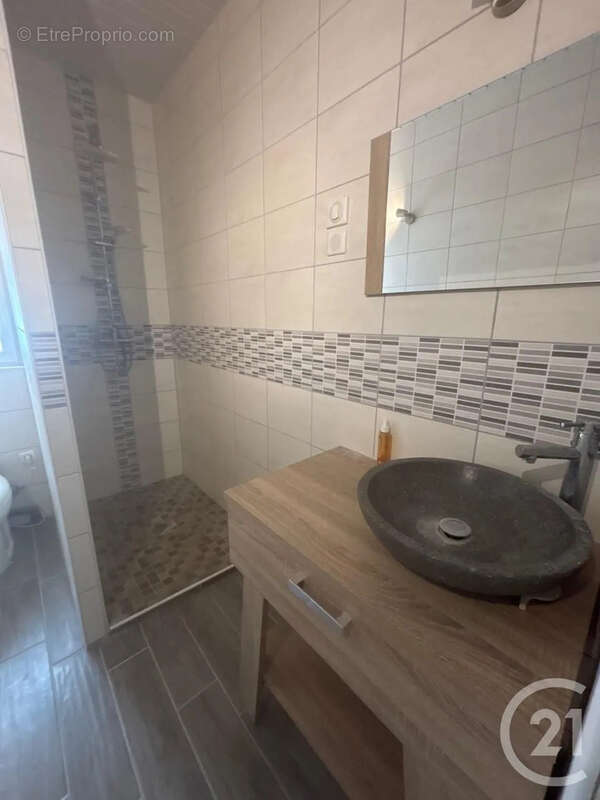 Maison 93 m² à Saint-Quentin  - photo 7
