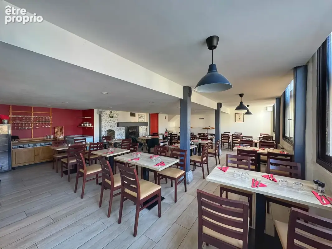 Ensemble immobilier murs commerciaux et appartement - photo 13