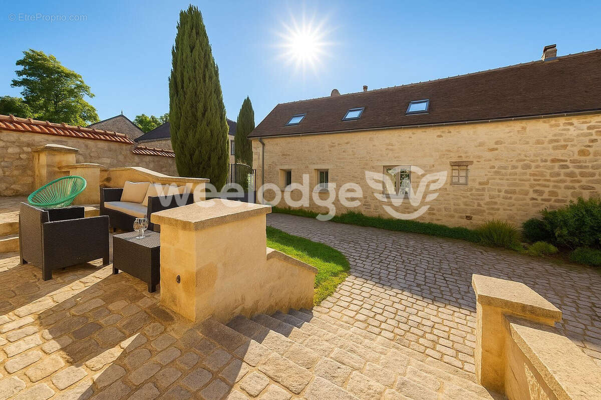 Maison à CONDECOURT