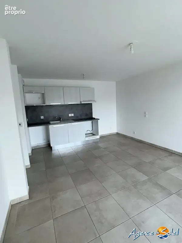 Appartement 3 pièces 64 m² à vendre à Sauvian (34410) - photo 1