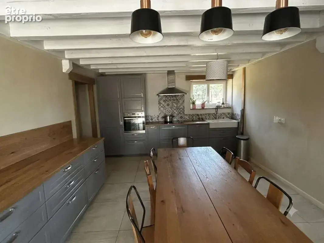 Magnifique corps de ferme en pisé rénové de 224 m² habitables sur 2 153 m² de terrain - photo 10