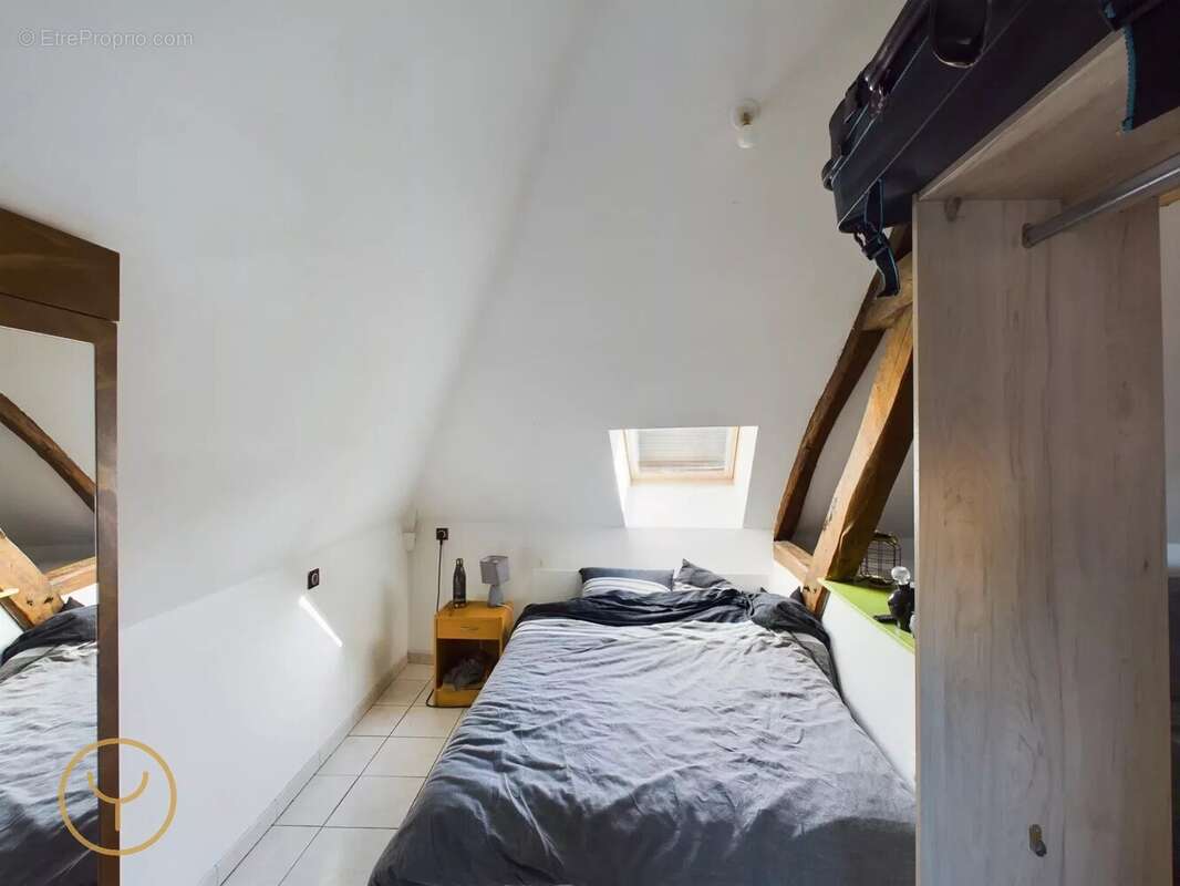 Appartement à PONT-SAINTE-MARIE