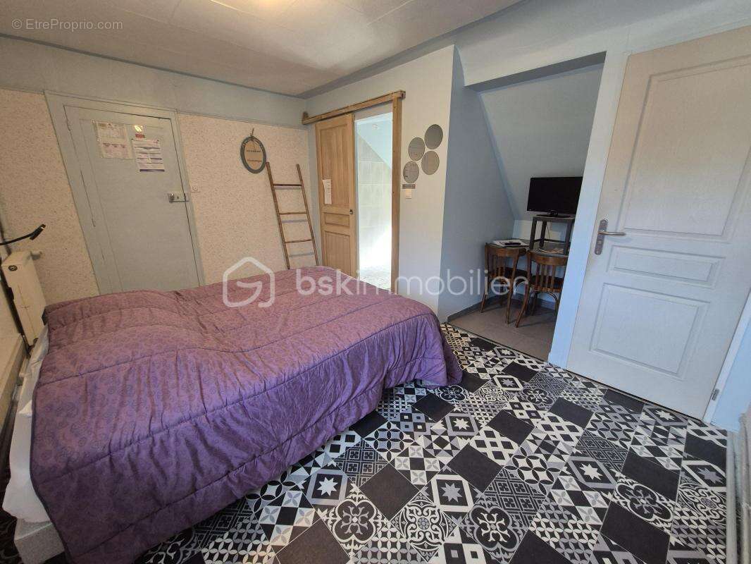 Commerce à AUTRY-LE-CHATEL