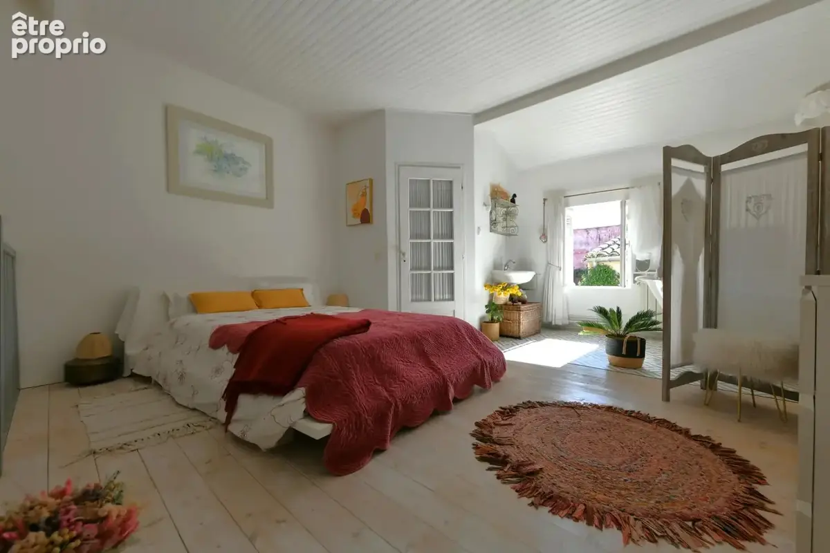 A quelques minutes d'Uzès, Maison de village en pierre - photo 6