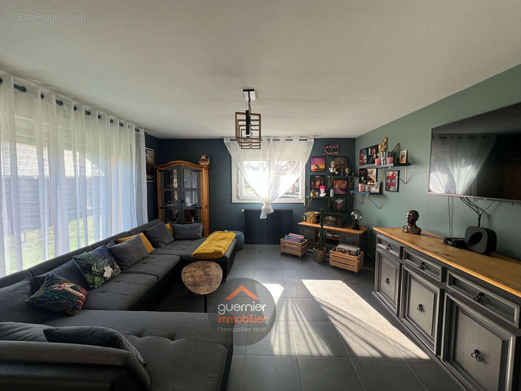 Maison à TOURVILLE-LA-RIVIERE