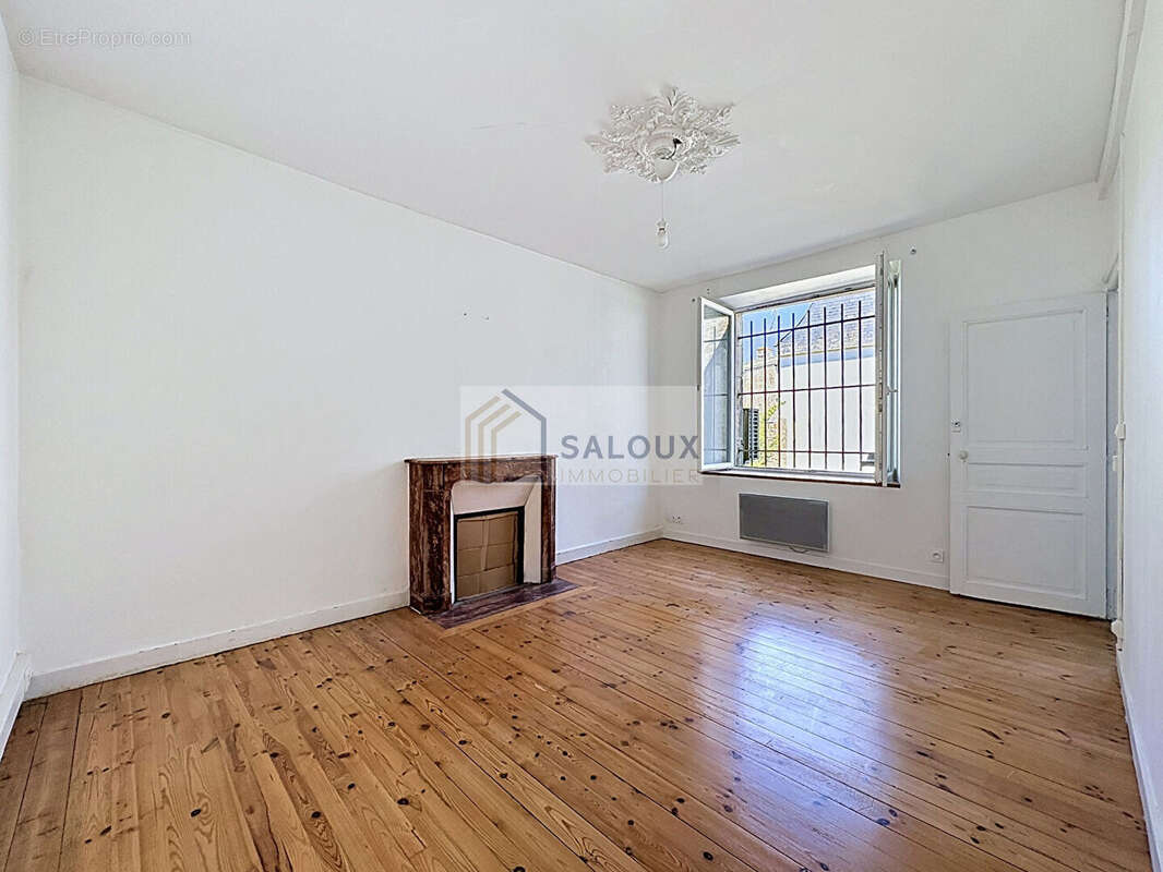 Local commercial Muzillac 65 m2 + Appartement T3 bis duplex de 75 m² - photo 14
