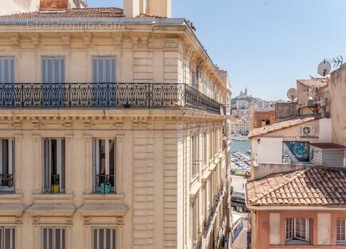 Appartement à MARSEILLE-2E