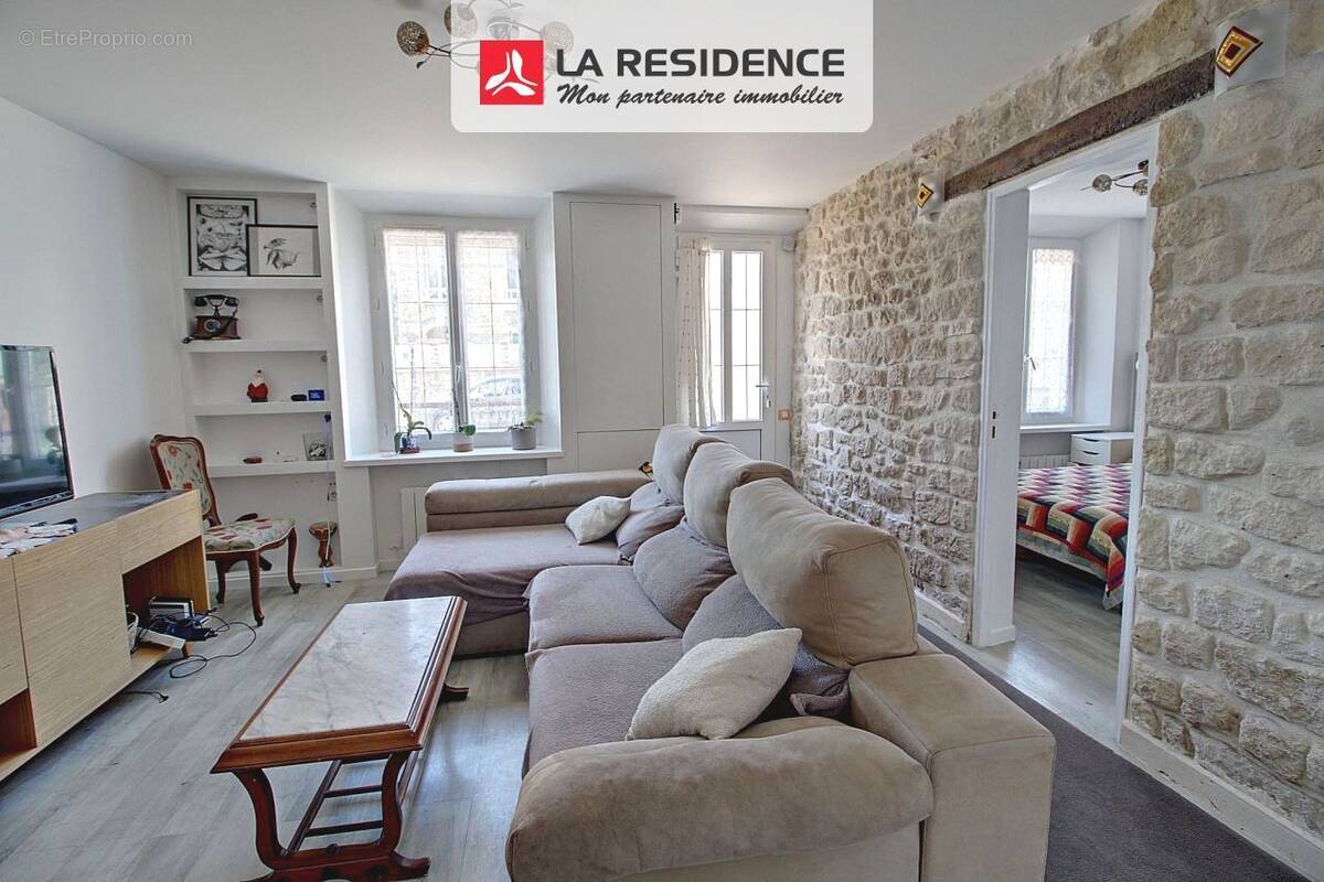 Maison à VAUX-SUR-SEINE