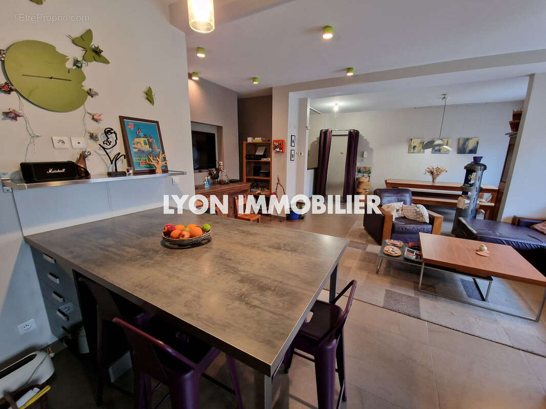 Appartement à LYON-8E