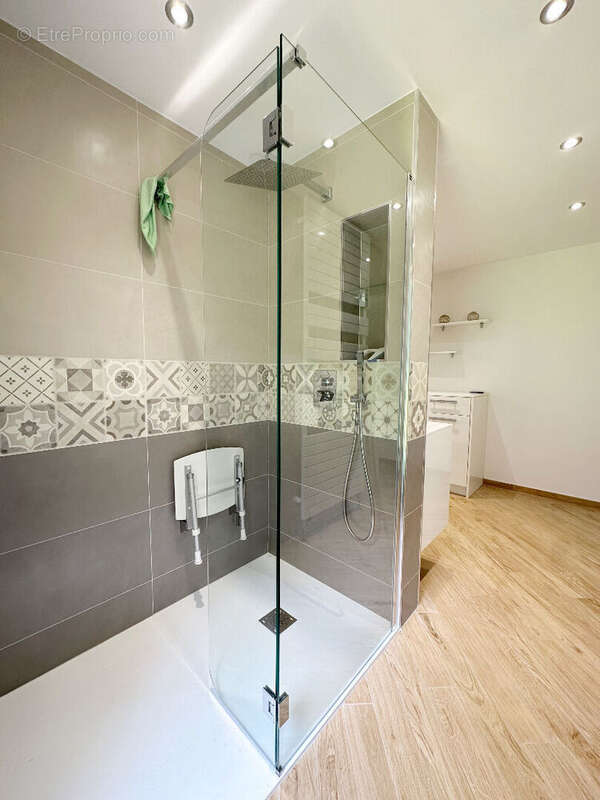 Maison à LA VENDUE-MIGNOT