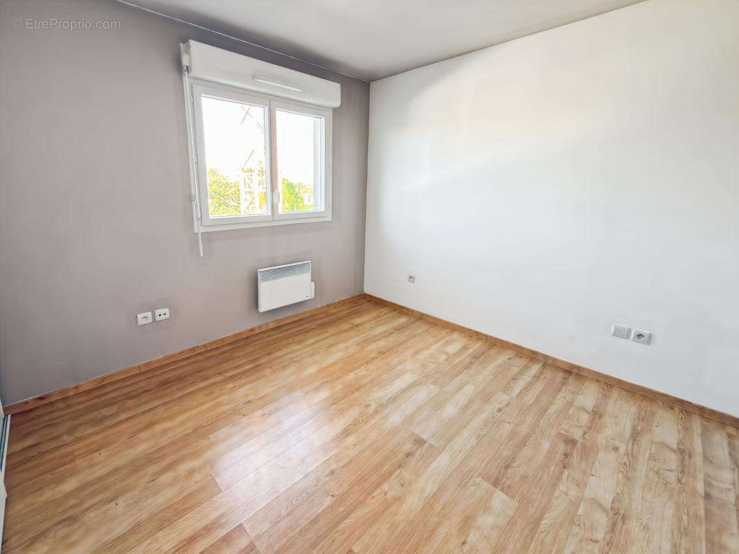  t2 lumineux avec balcon & double parking – saint-jean-de-braye  - photo 5
