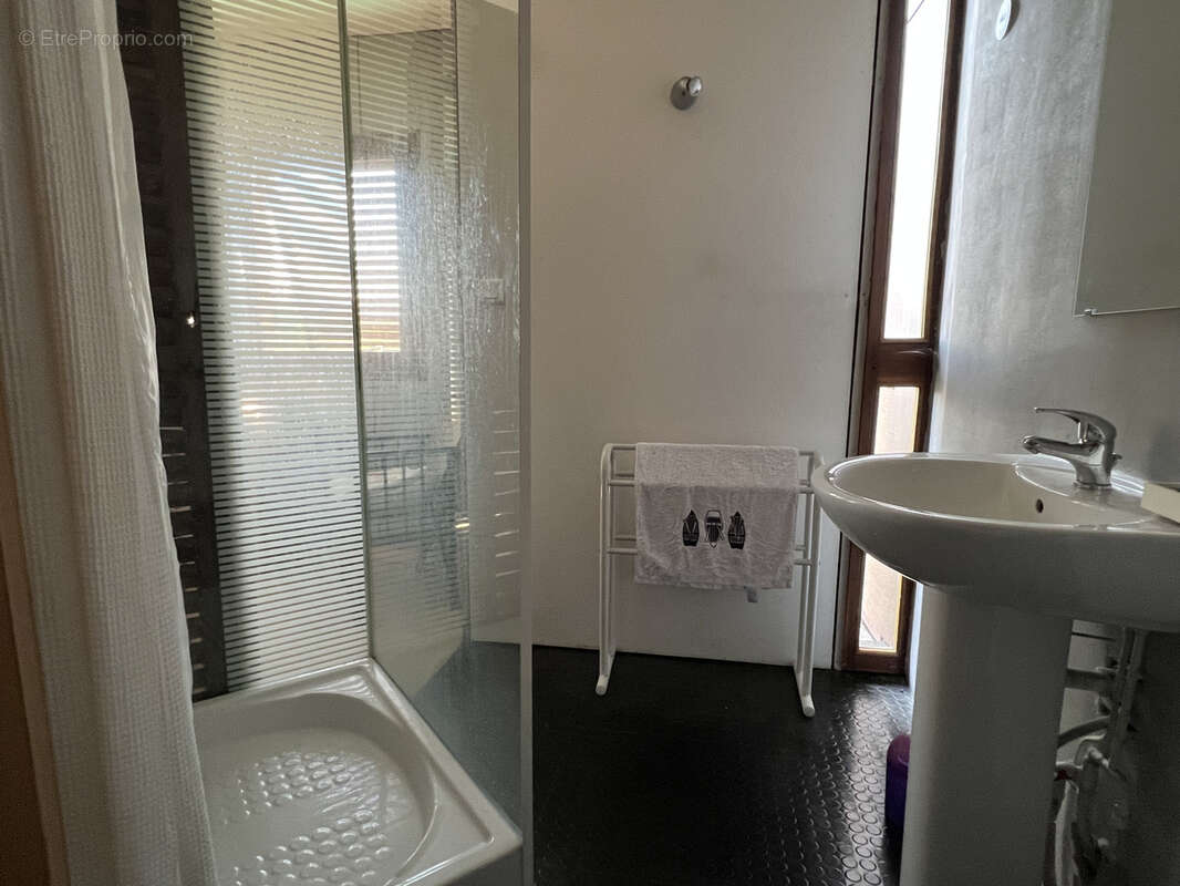 Maison à VARENNES-VAUZELLES