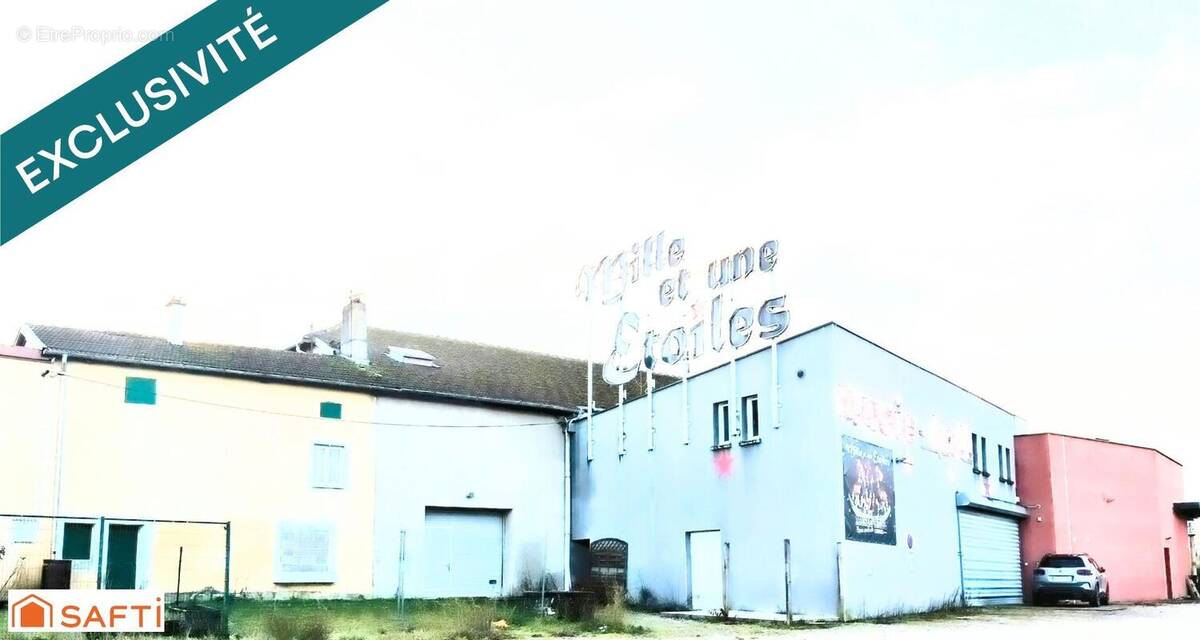 Photo 1 - Commerce à CHARMES