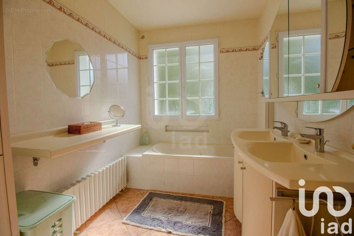 Photo 6 - Maison à BETHISY-SAINT-MARTIN