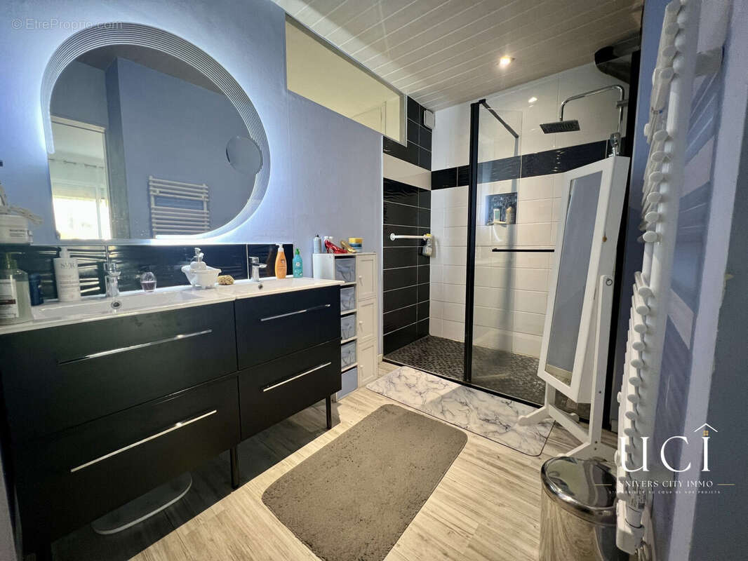 Maison 131 m² à Montbert  - photo 7