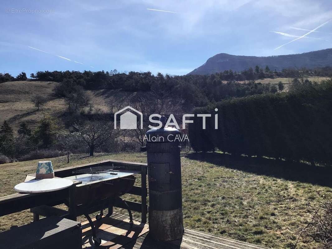 Maison 150 m² à Bellaffaire  - photo 8