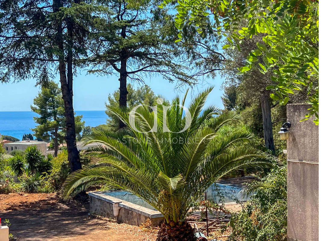 Terrain à LA CIOTAT