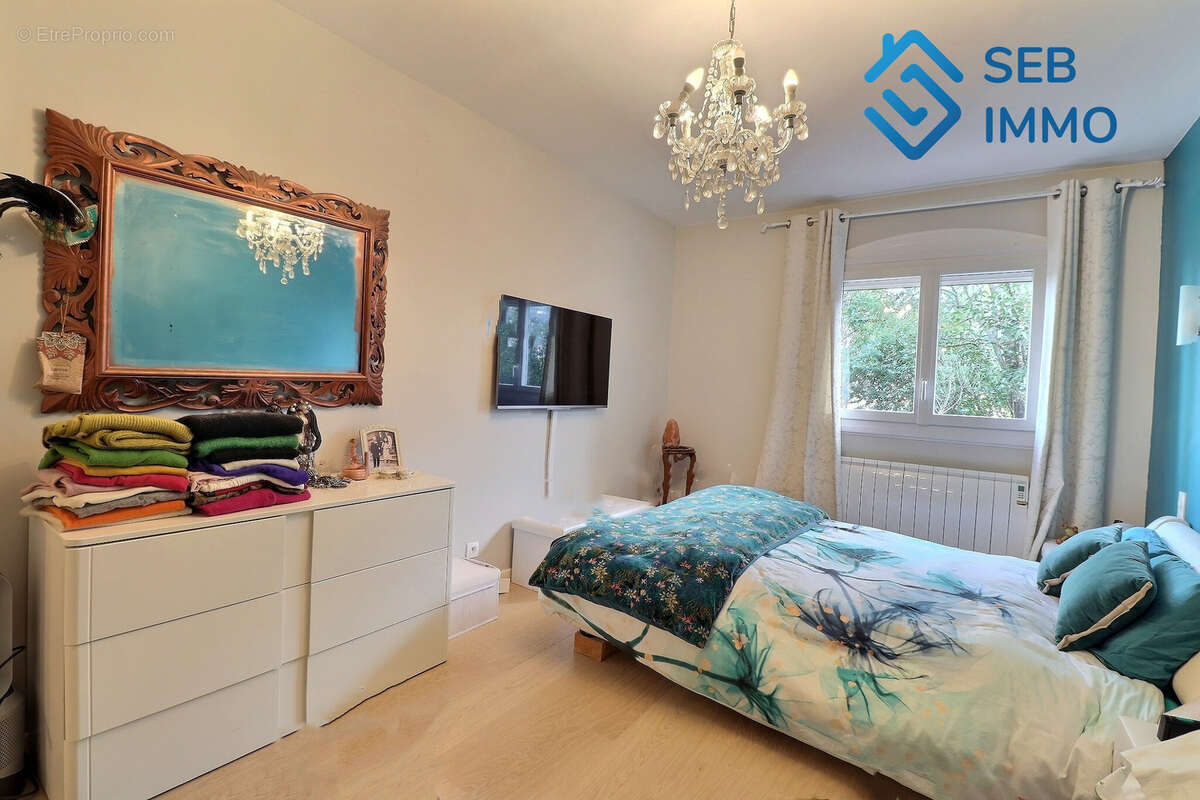 Maison à VILLELONGUE-DELS-MONTS