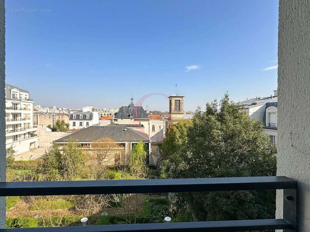 Appartement à BOURG-LA-REINE