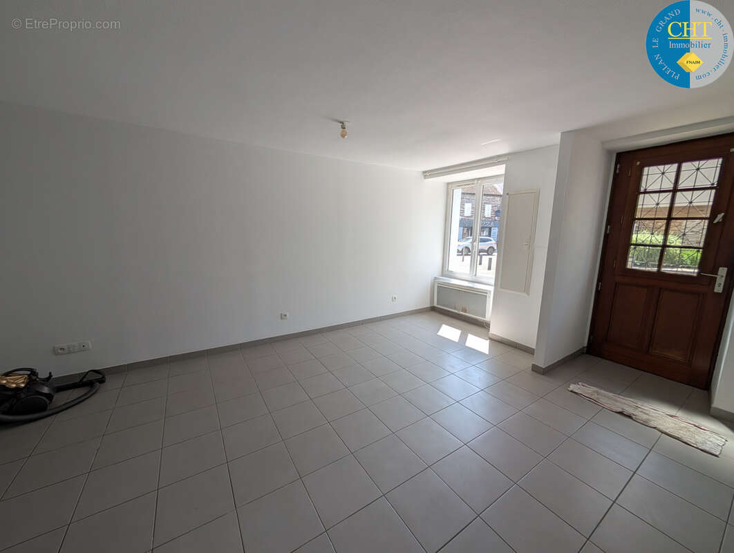 Maison de bourg en centre-ville de plélan-le-grand (35380) avec cht immobilier - photo 3