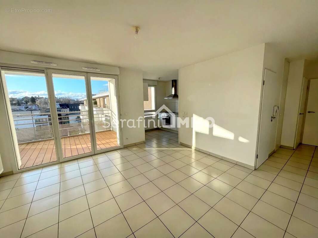 Appartement à SEYNOD