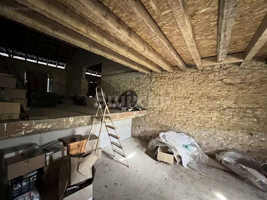 Maison à LONS-LE-SAUNIER