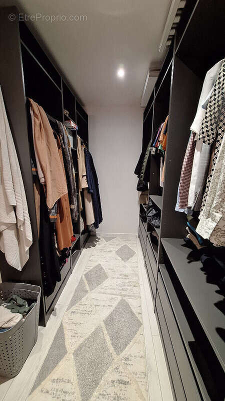 Maison à LES MARTRES-DE-VEYRE