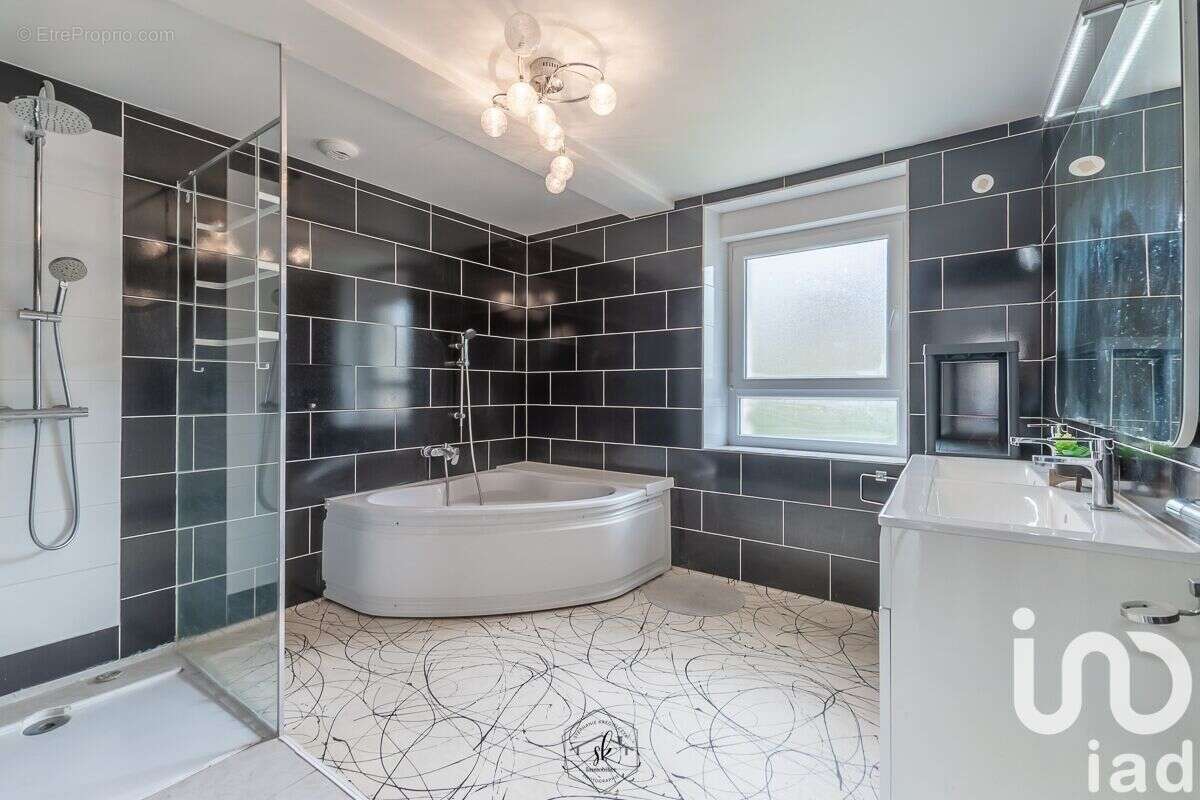 Photo 8 - Maison à LONGUYON