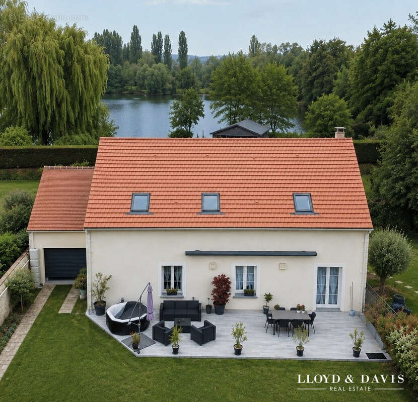 Maison à HONDAINVILLE