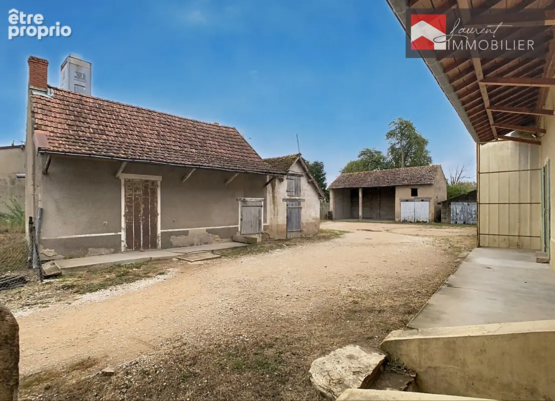 A SIMANDRE : Maison 5 pièces avec nombreuses dépendances - photo 14