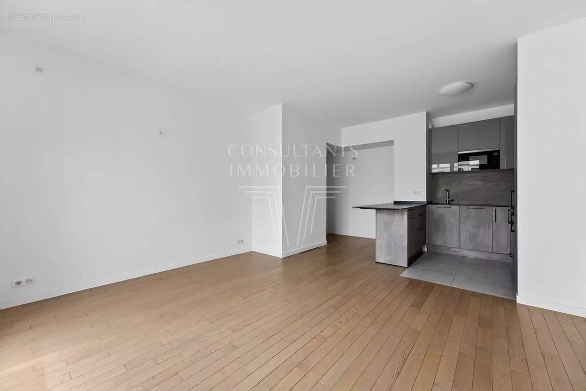 Appartement à LEVALLOIS-PERRET