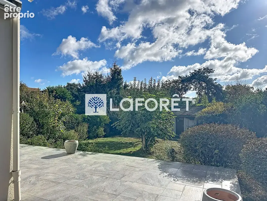 Maison familiale pleine d'atouts : 4 chambres, jardin sans vis-à-vis et cadre privilégié - photo 10