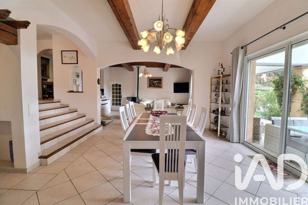 Photo 5 - Maison à COTIGNAC