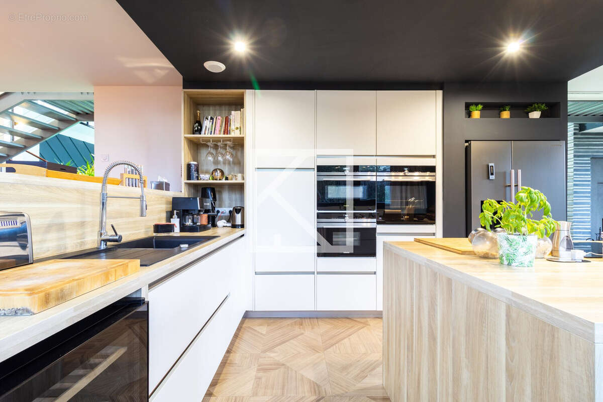 Maison à LES HERBIERS